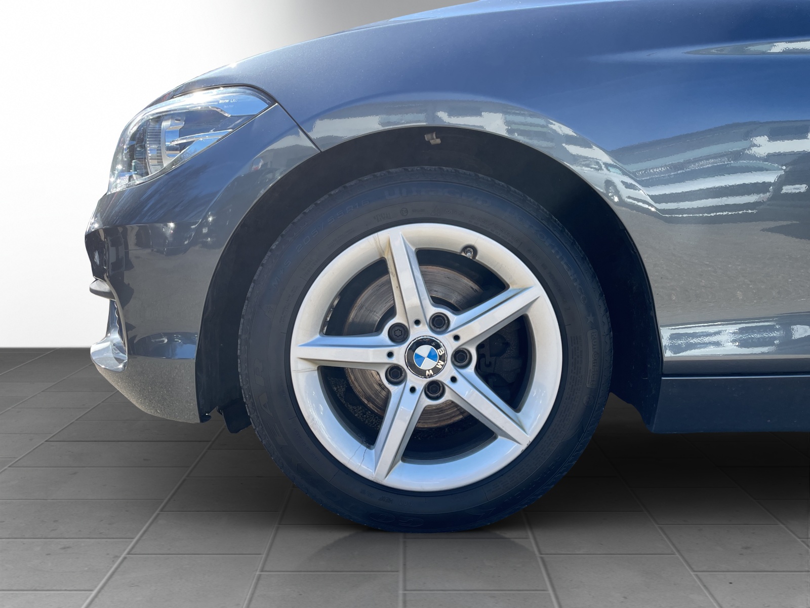 BMW 120d xDrive Steptronic-image-8