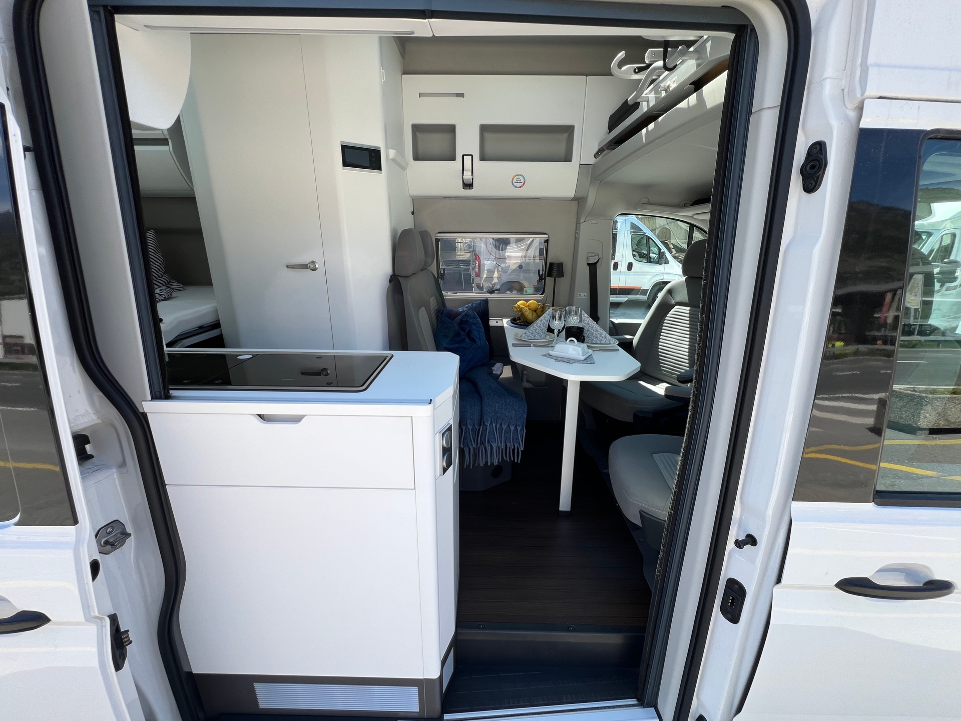VW Grand California 600 2.0 BI-TDI-image-4