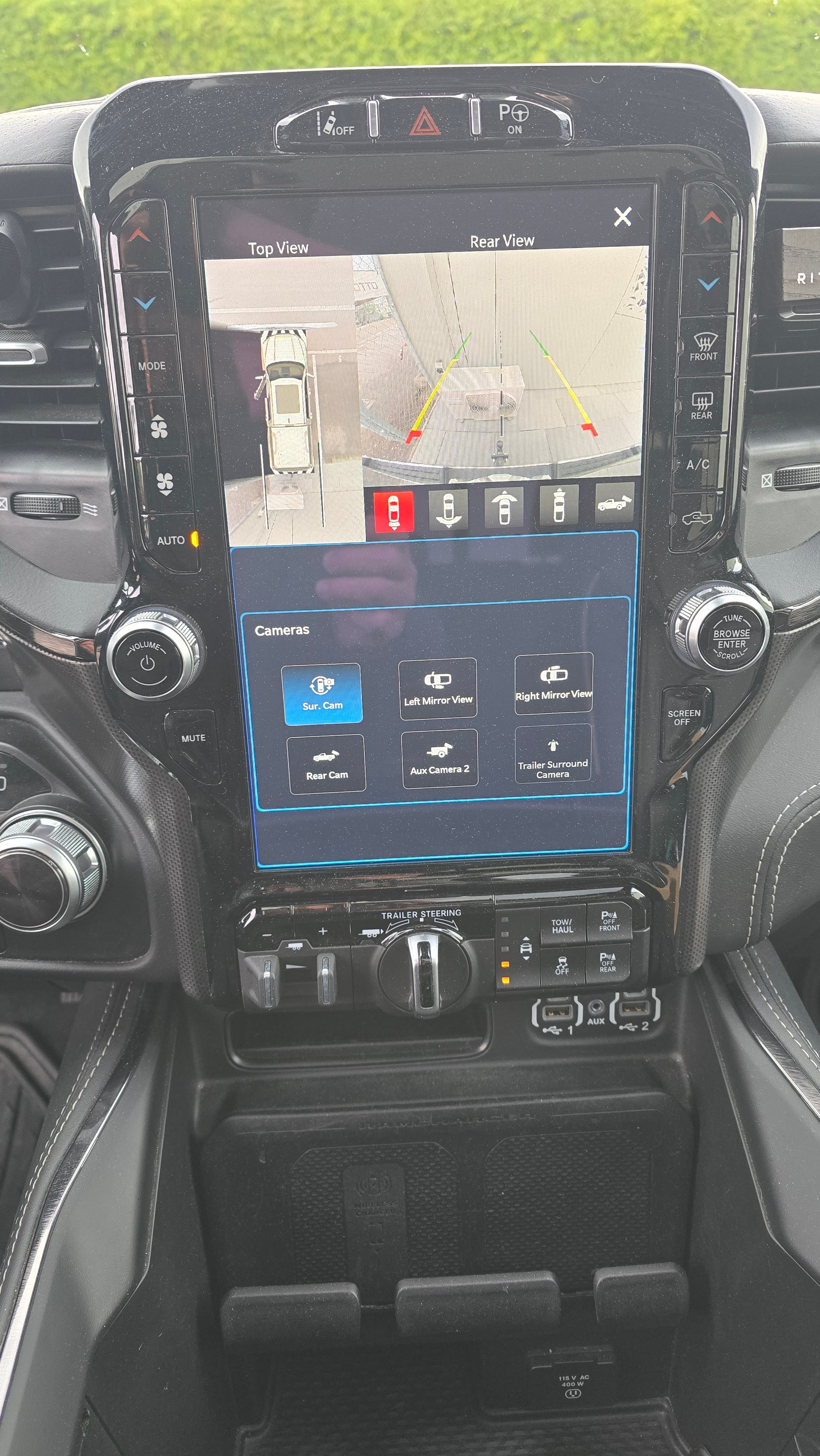DODGE RAM Crew Cab eTorque Limited-image-7