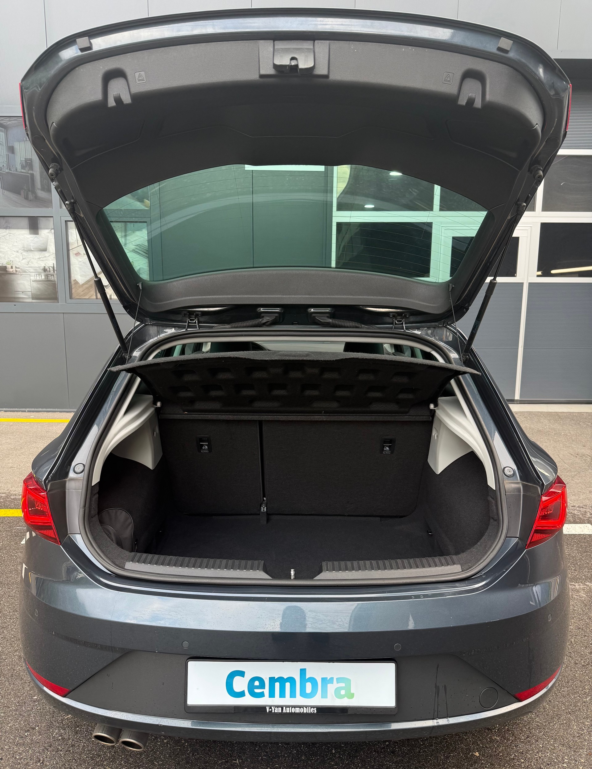 SEAT Leon 1.5 TSI EVO SWISS FR DSG-image-6