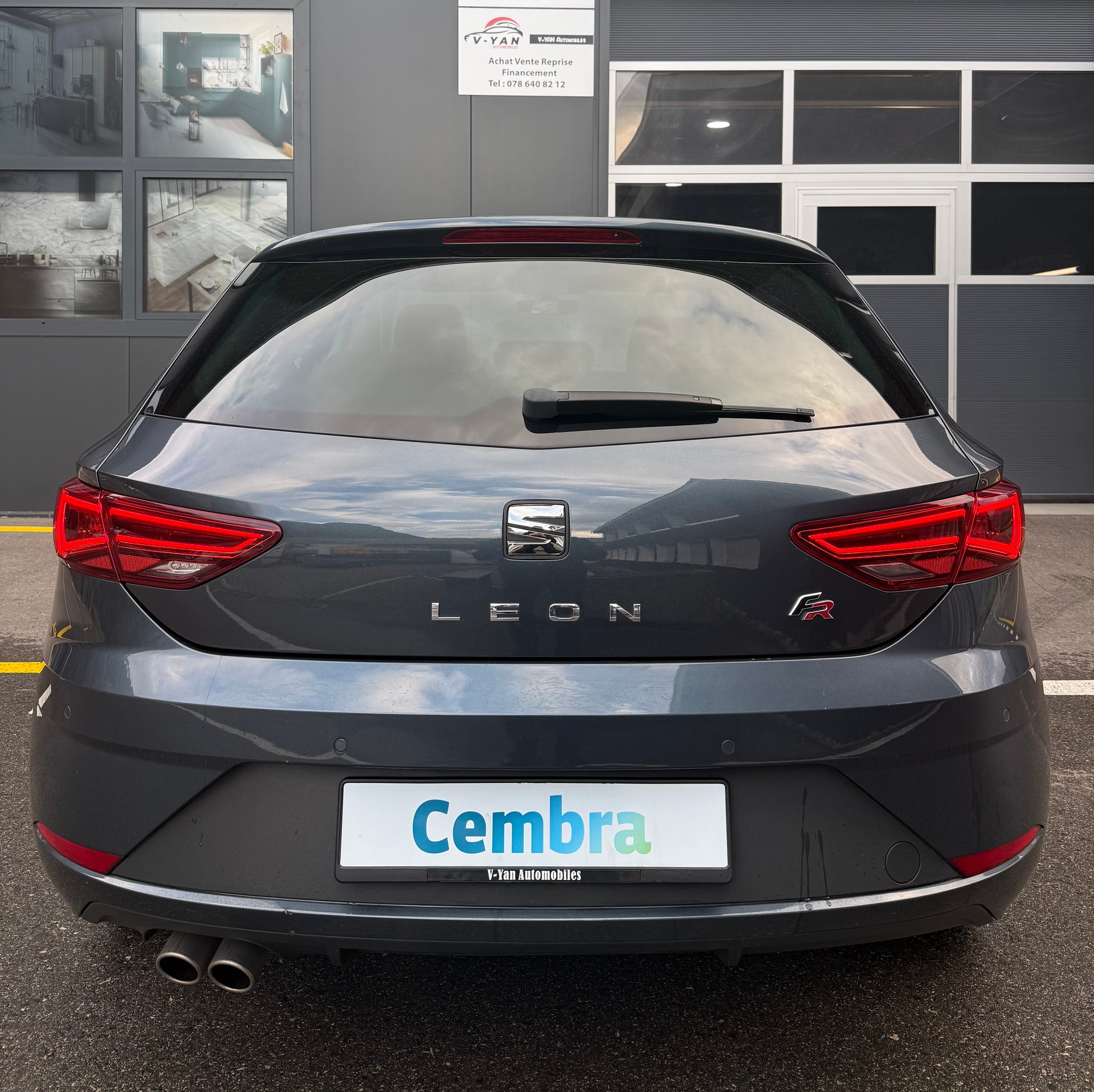 SEAT Leon 1.5 TSI EVO SWISS FR DSG-image-4