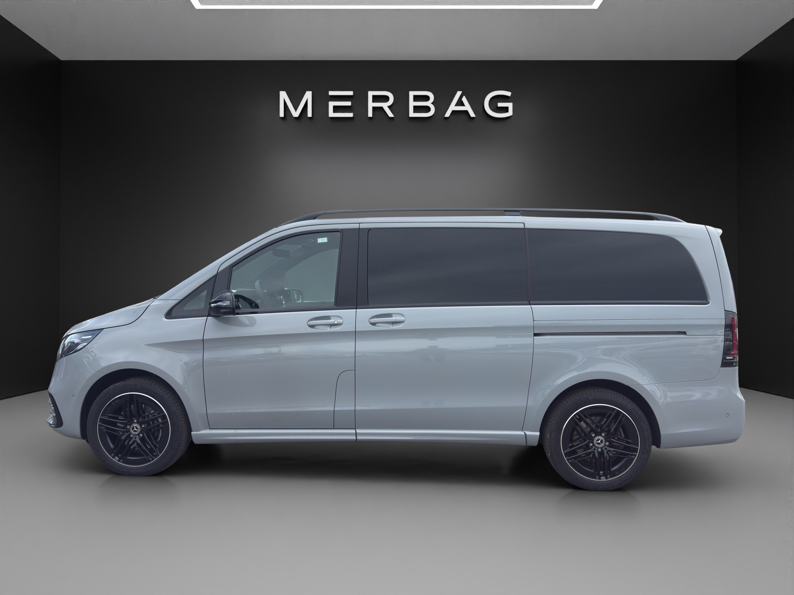 MERCEDES-BENZ V 300 d lang 4Matic Swiss Edition 9G-Tronic-image-4