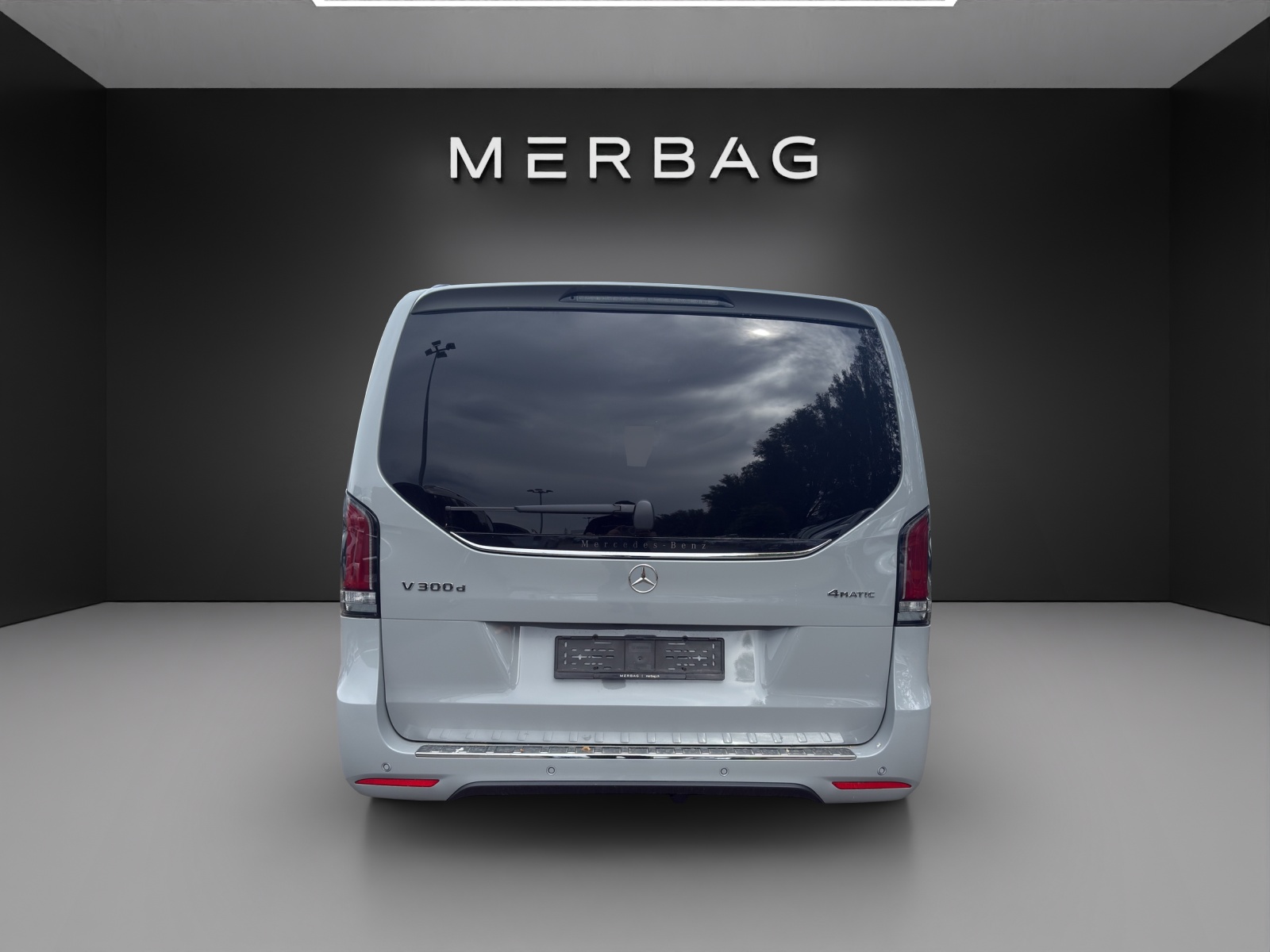 MERCEDES-BENZ V 300 d lang 4Matic Swiss Edition 9G-Tronic-image-2