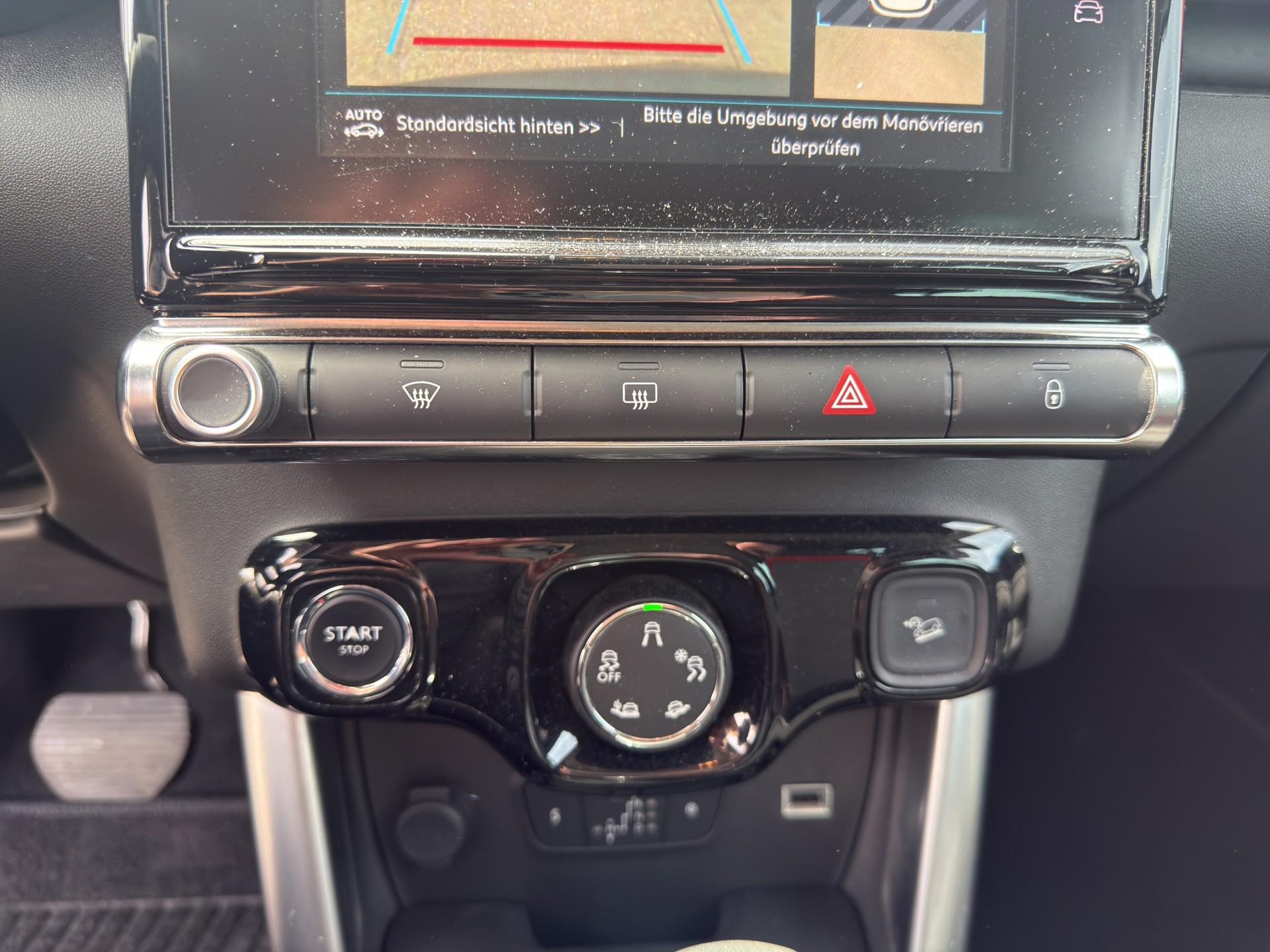 CITROEN C3 Aircross 1.2 PureTech 110 Shine-image-12