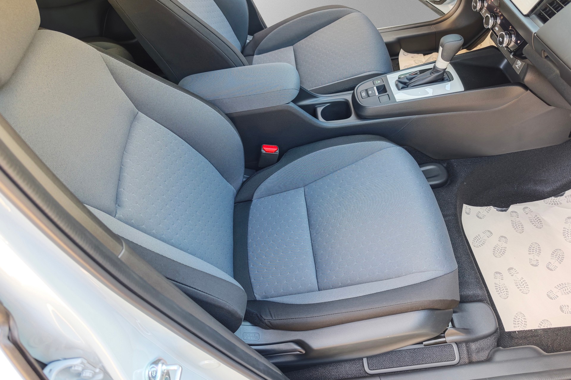 HONDA Jazz 1.5i-MMD Elegance E-CVT-image-11