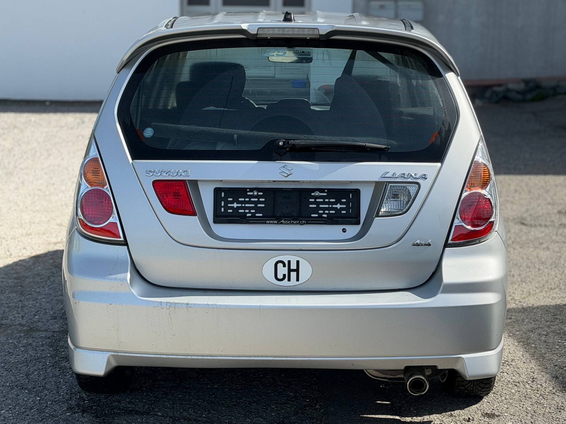 SUZUKI Liana 1.6 16V GL Top 25th Anniversary Edition 4WD-image-3