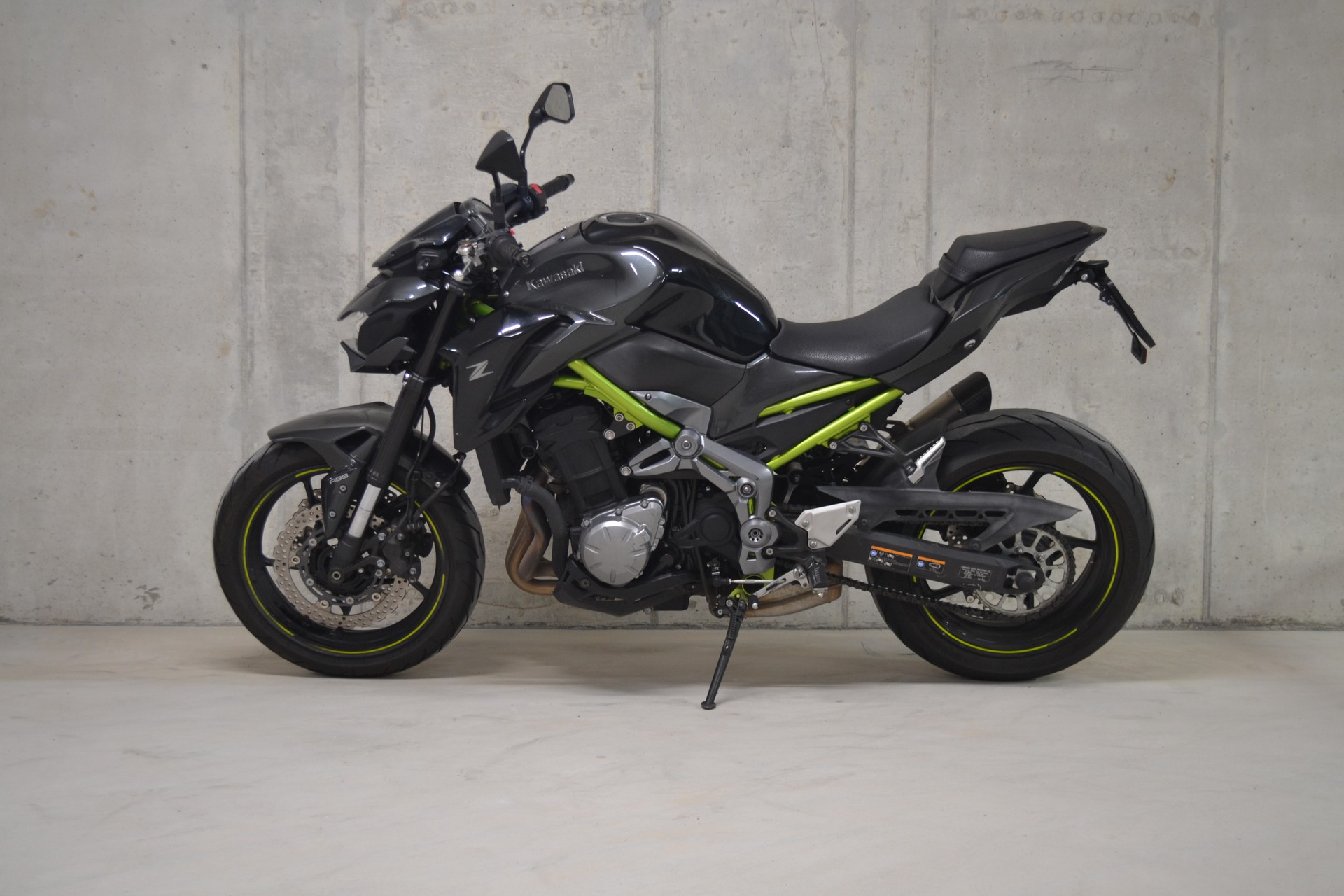 KAWASAKI Z 900-image-2