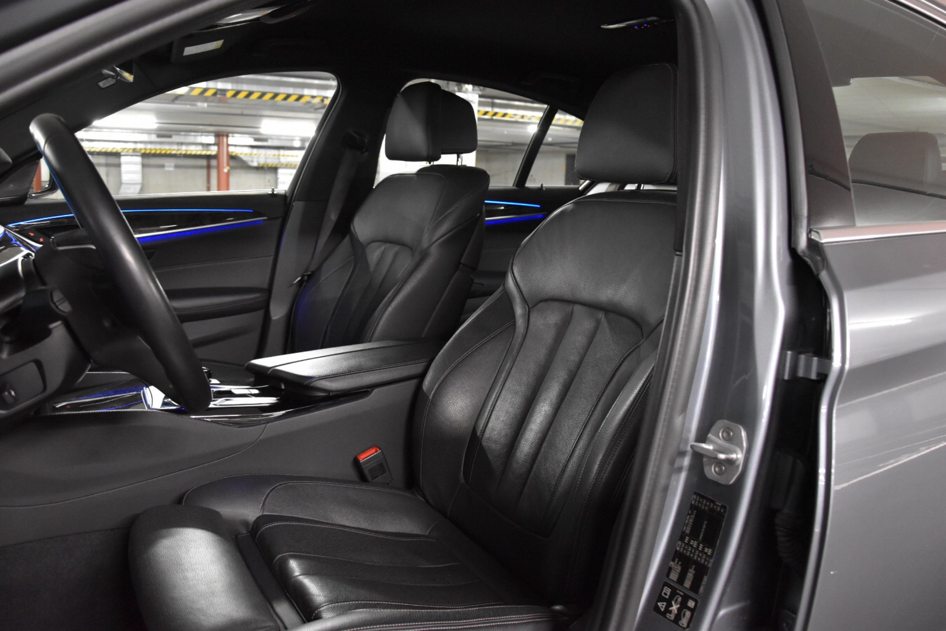 BMW 540d xDrive Luxury Line Steptronic-image-25