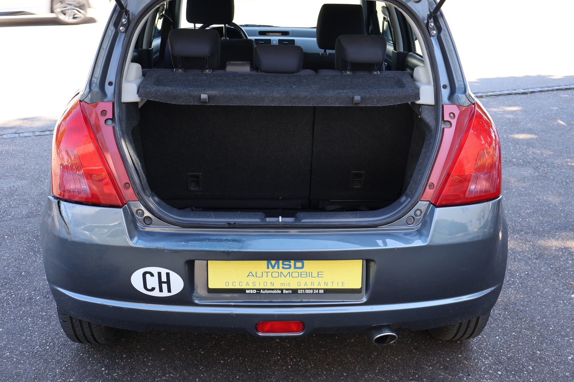 SUZUKI Swift 1.3i 16V GL 4x4-image-7