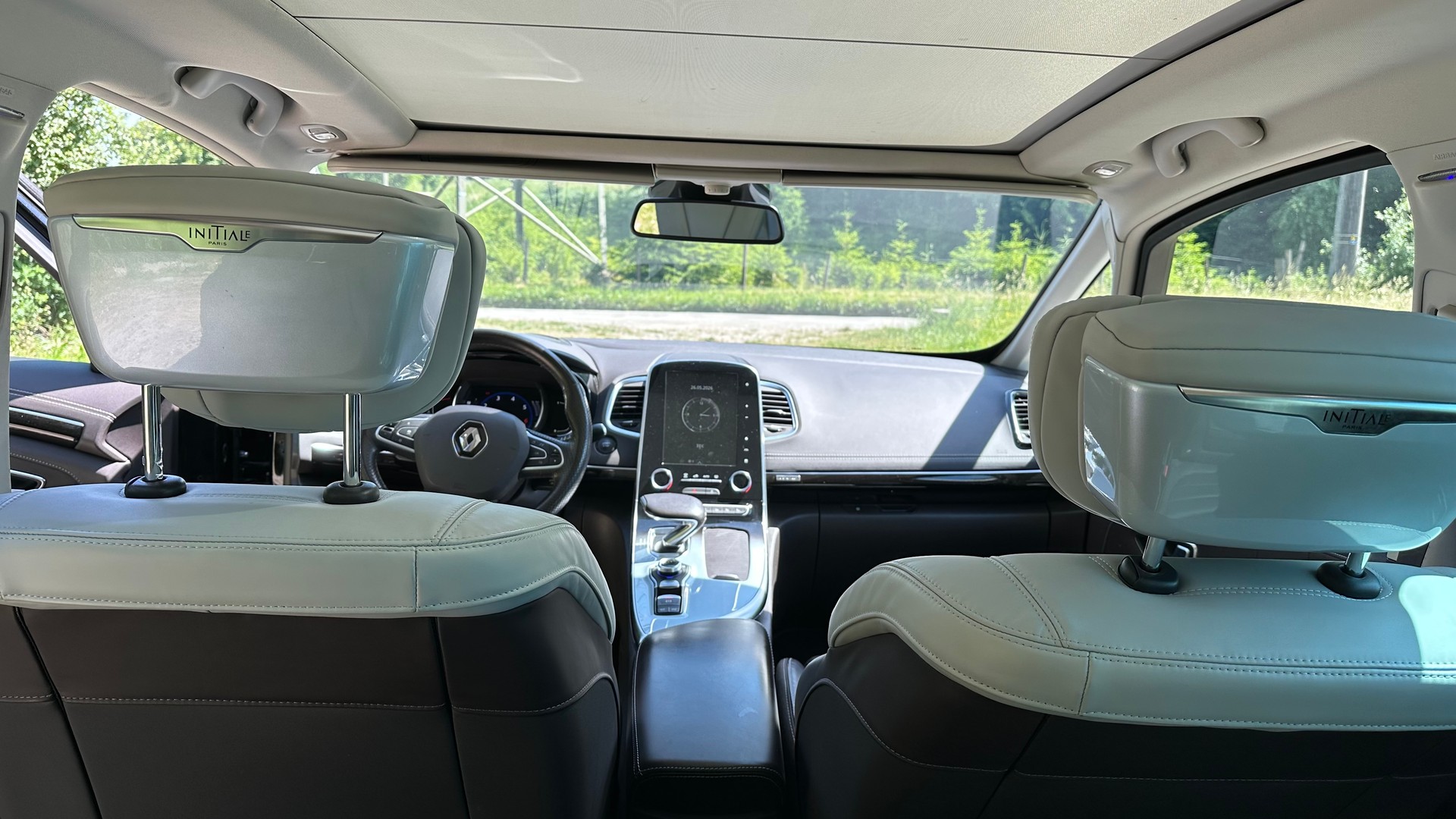 RENAULT 1.8 TCe 225 Initiale Paris-image-9