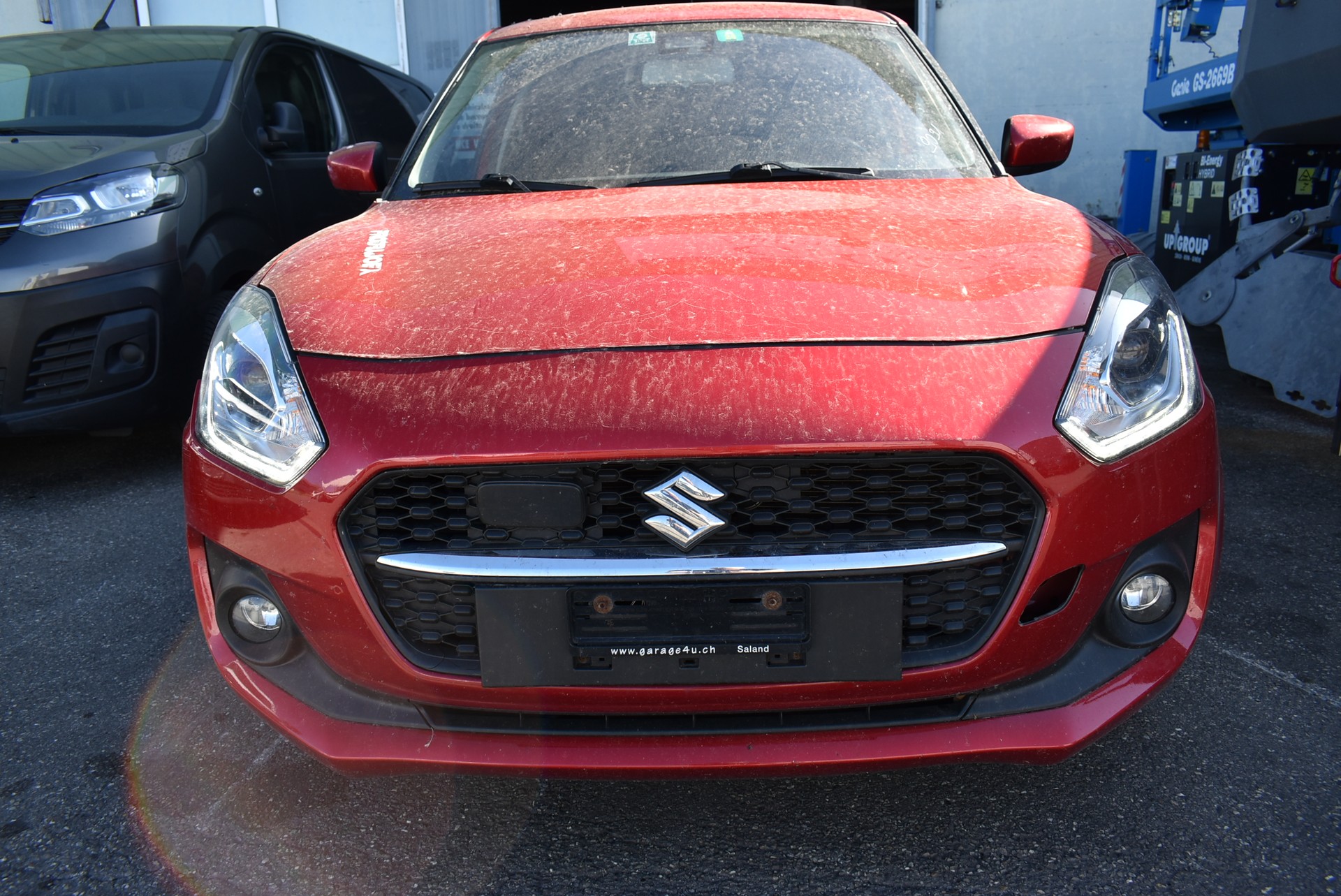 SUZUKI Swift 1.2 Compact + 4x4 Hybrid-image-4