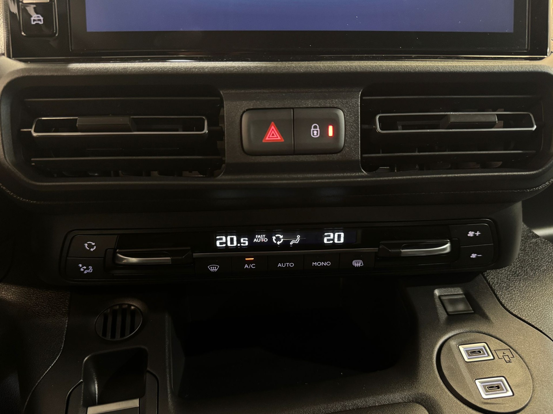 TOYOTA Proace City Van 1.5D Advanced Medium Automatik-image-10