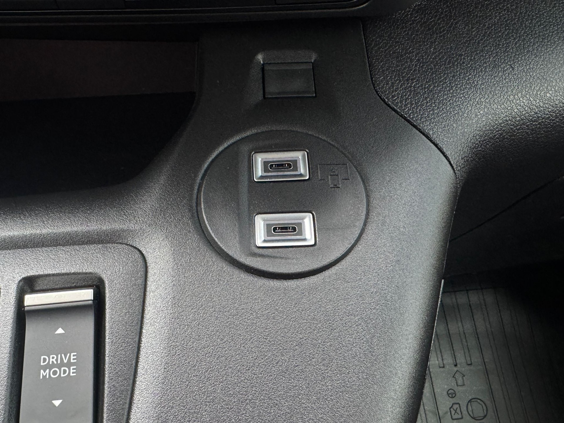 TOYOTA Proace City Van 1.5D Advanced Medium Automatik-image-11