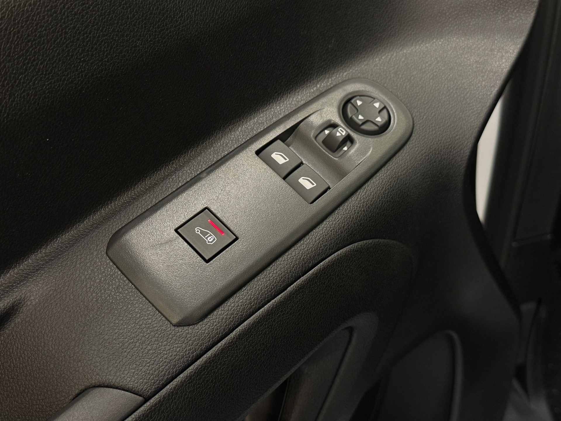 TOYOTA Proace City Van 1.5D Advanced Medium Automatik-image-8