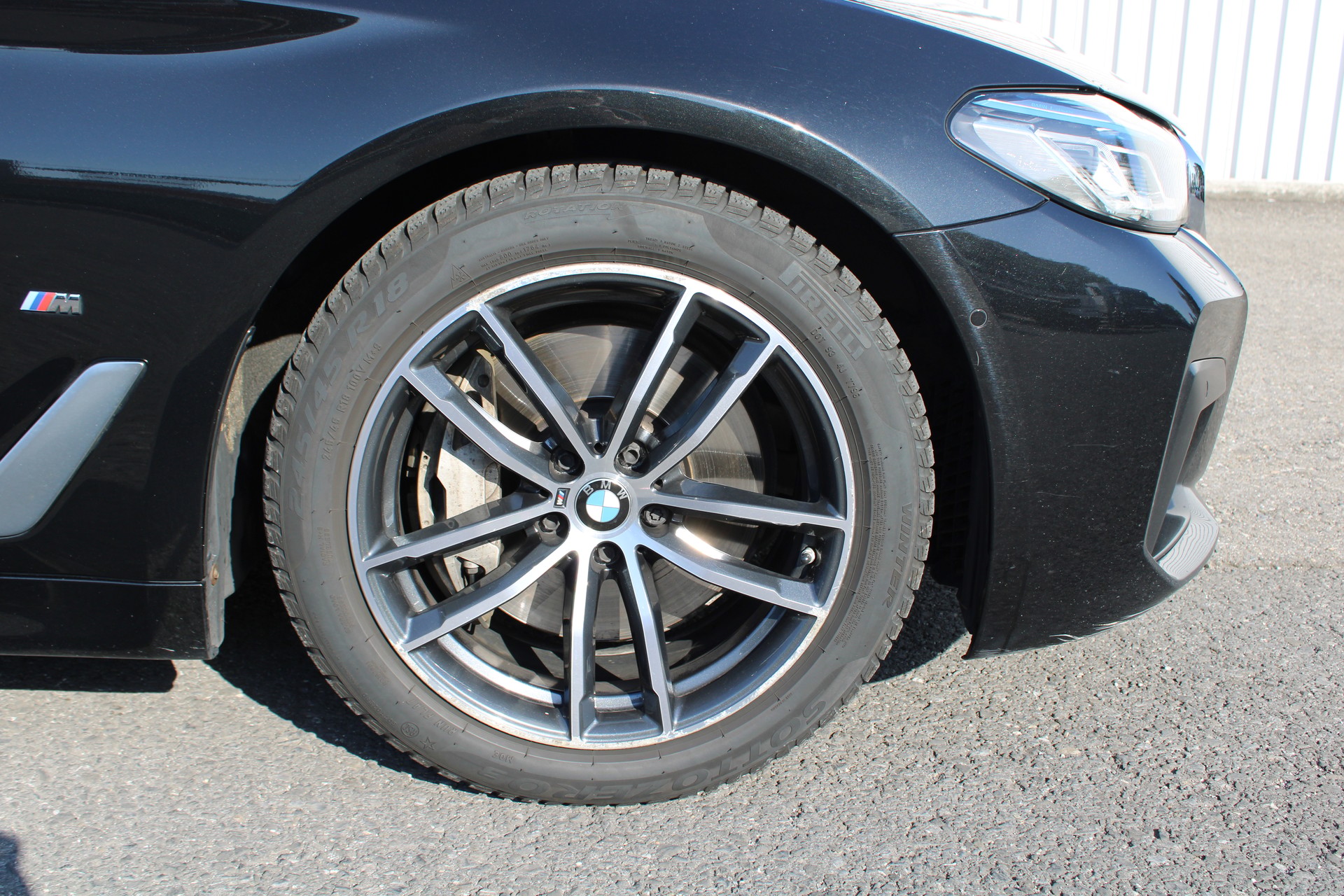 BMW 540d xDrive 48V Touring M Sport Steptronic-image-9