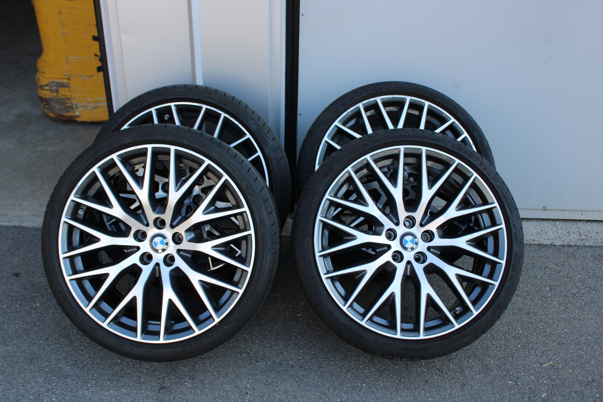 BMW 540d xDrive 48V Touring M Sport Steptronic-image-14