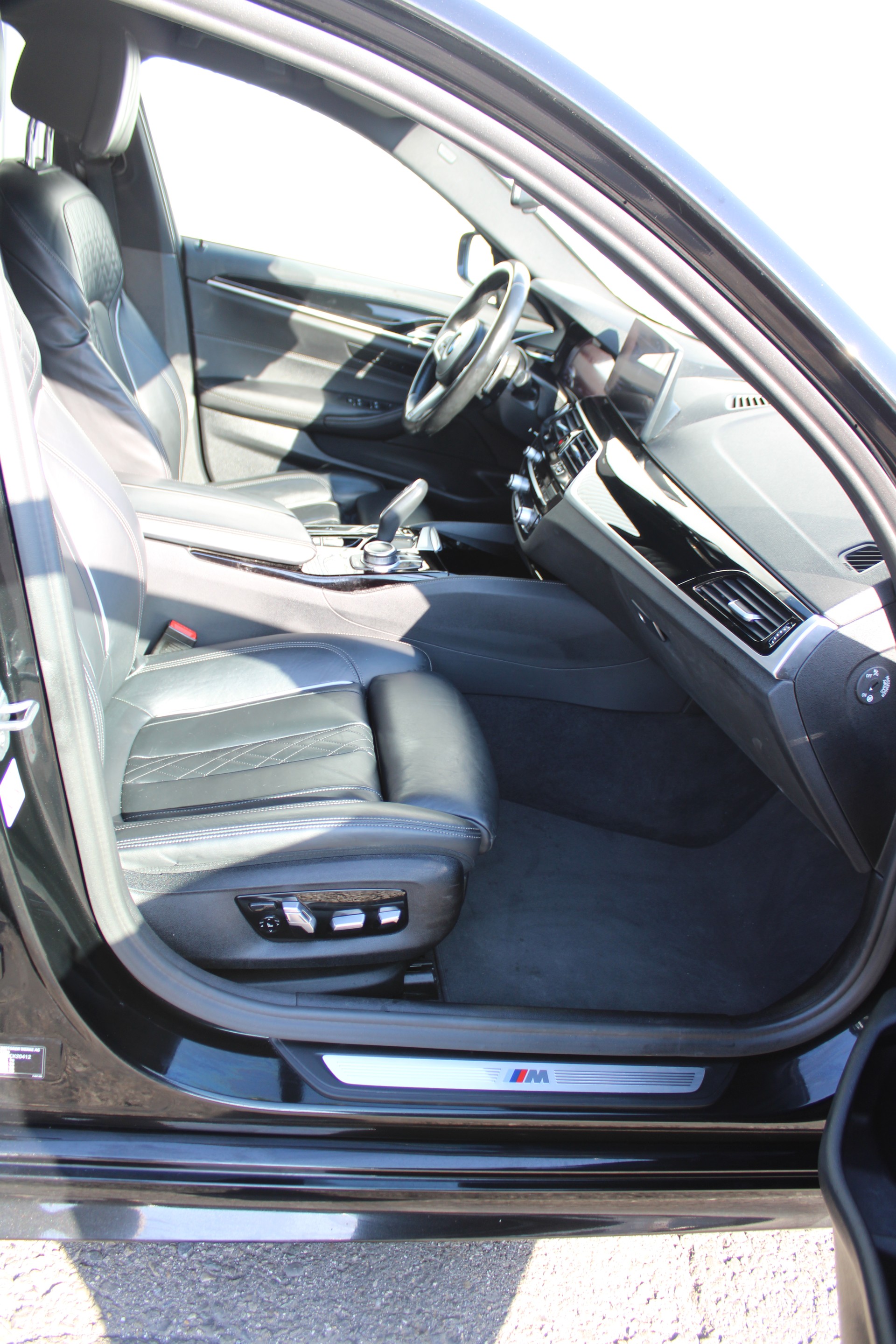 BMW 540d xDrive 48V Touring M Sport Steptronic-image-7