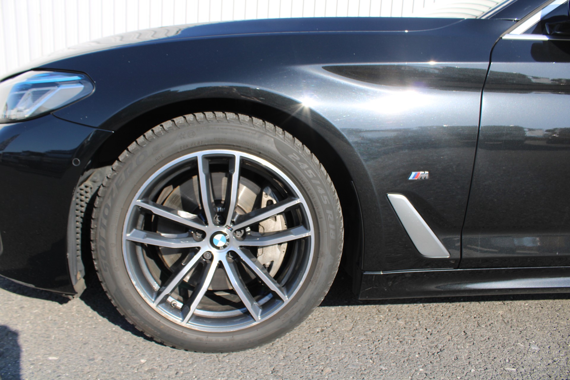 BMW 540d xDrive 48V Touring M Sport Steptronic-image-10