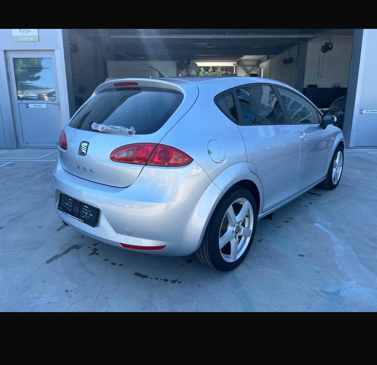 SEAT Leon 2.0 FSI Stylance-showroom-element-3