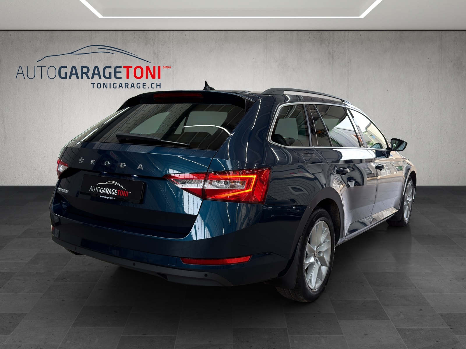 SKODA Superb Combi 1.5 TSI Ambition DSG *Werksgarantie bis 07.2028*-image-5