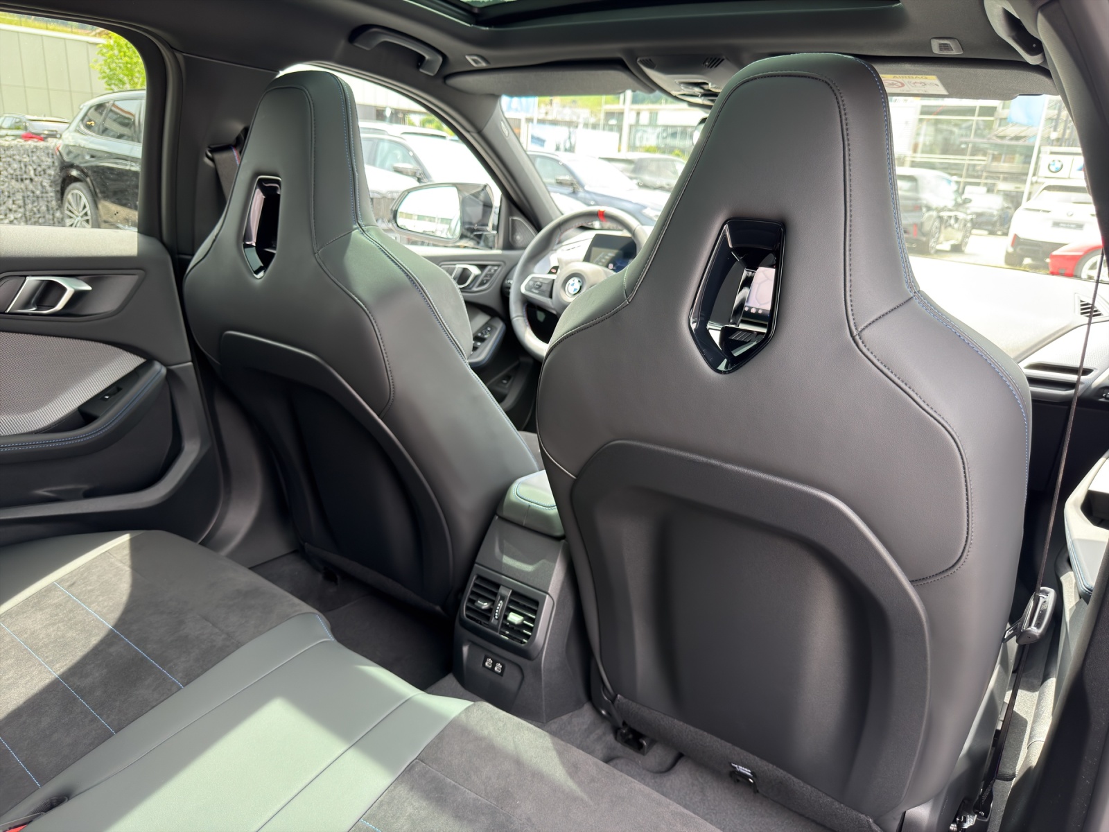 BMW M135 xDrive M Technik Paket-image-19