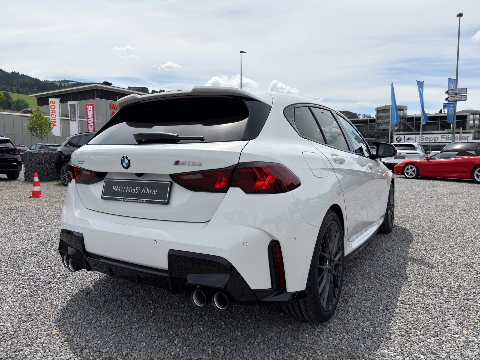BMW M135 xDrive M Technik Paket-image-25