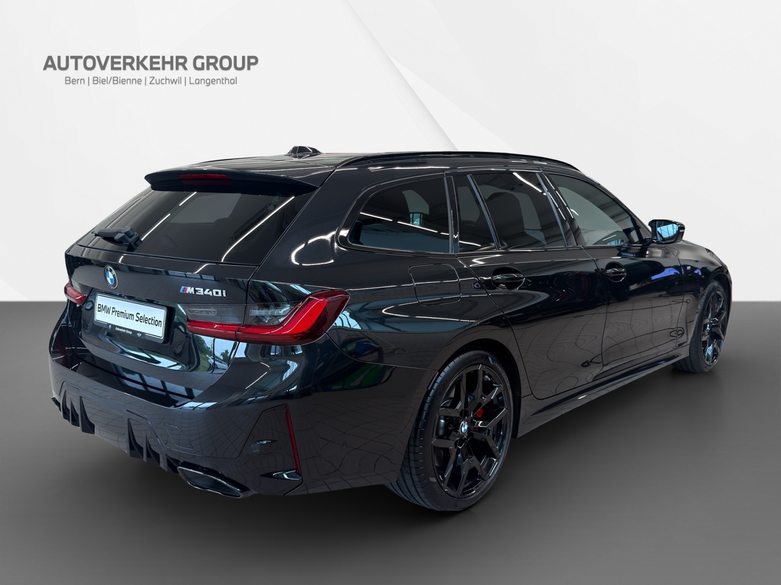 BMW M340i xDrive Touring M Sport Pro 48V-image-5