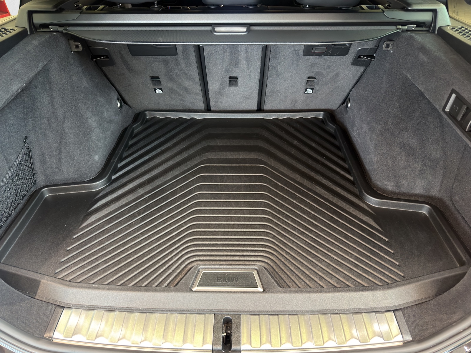 BMW M340i xDrive Touring M Sport Pro 48V-image-14