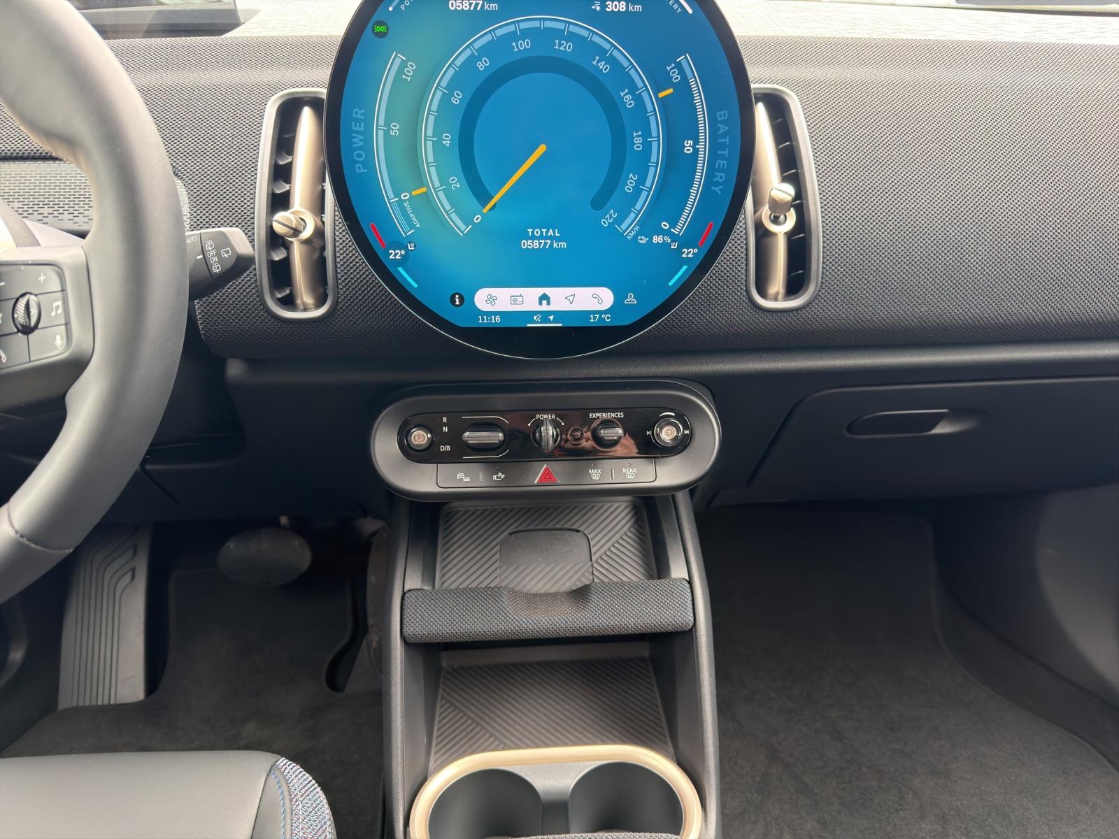 MINI Countryman E-image-14