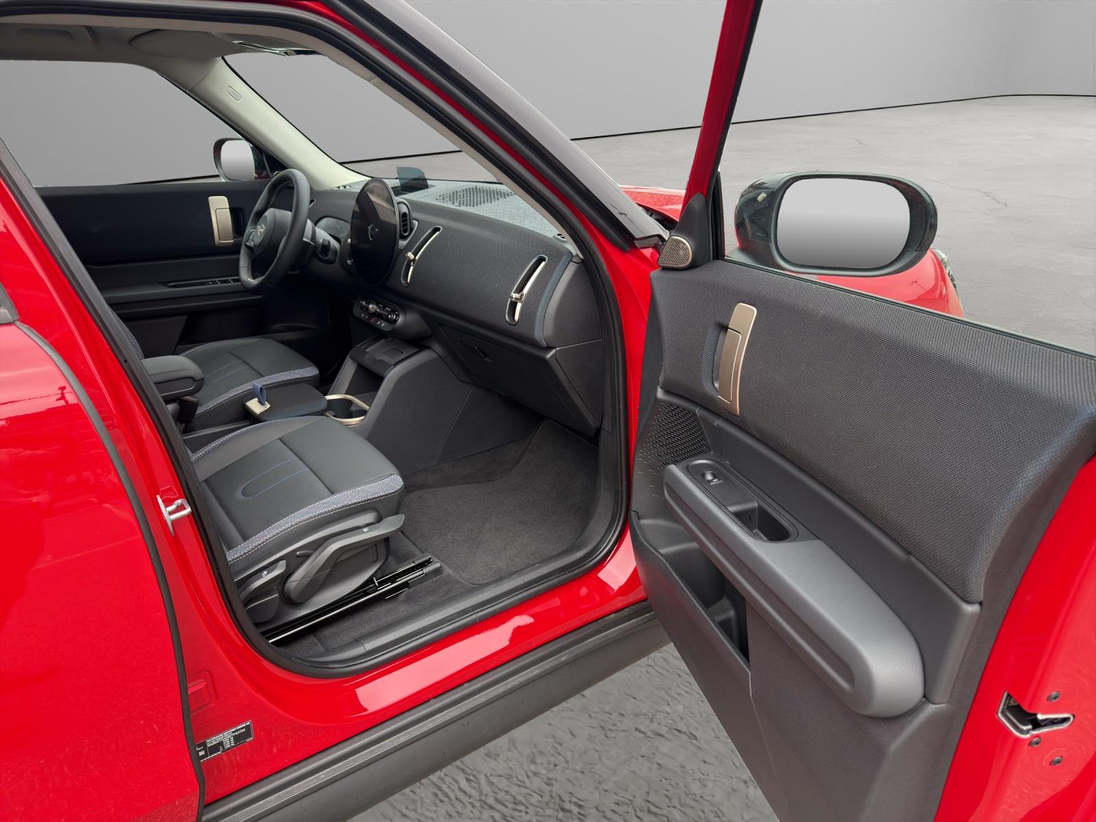 MINI Countryman E-image-18