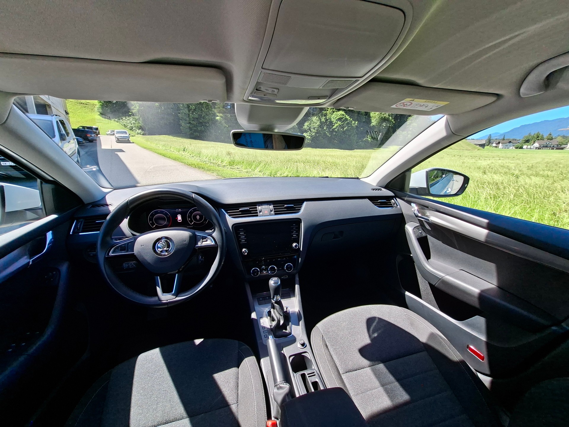 SKODA Octavia Combi 1.5 TSI Soleil DSG *frisch ab MFK*-image-8