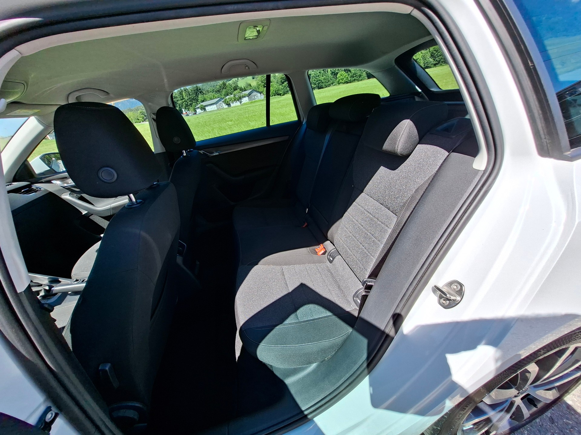 SKODA Octavia Combi 1.5 TSI Soleil DSG *frisch ab MFK*-image-15