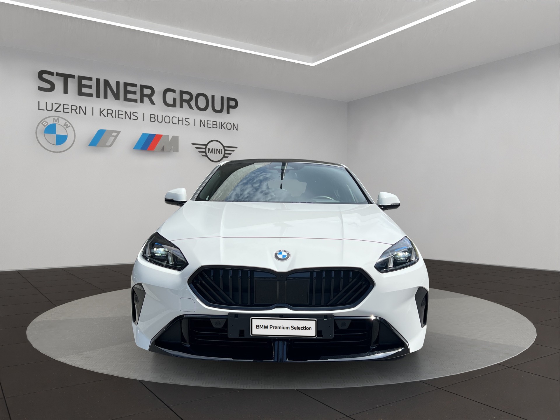 BMW 120d M Sport Pro Steptronic-showroom-element-1