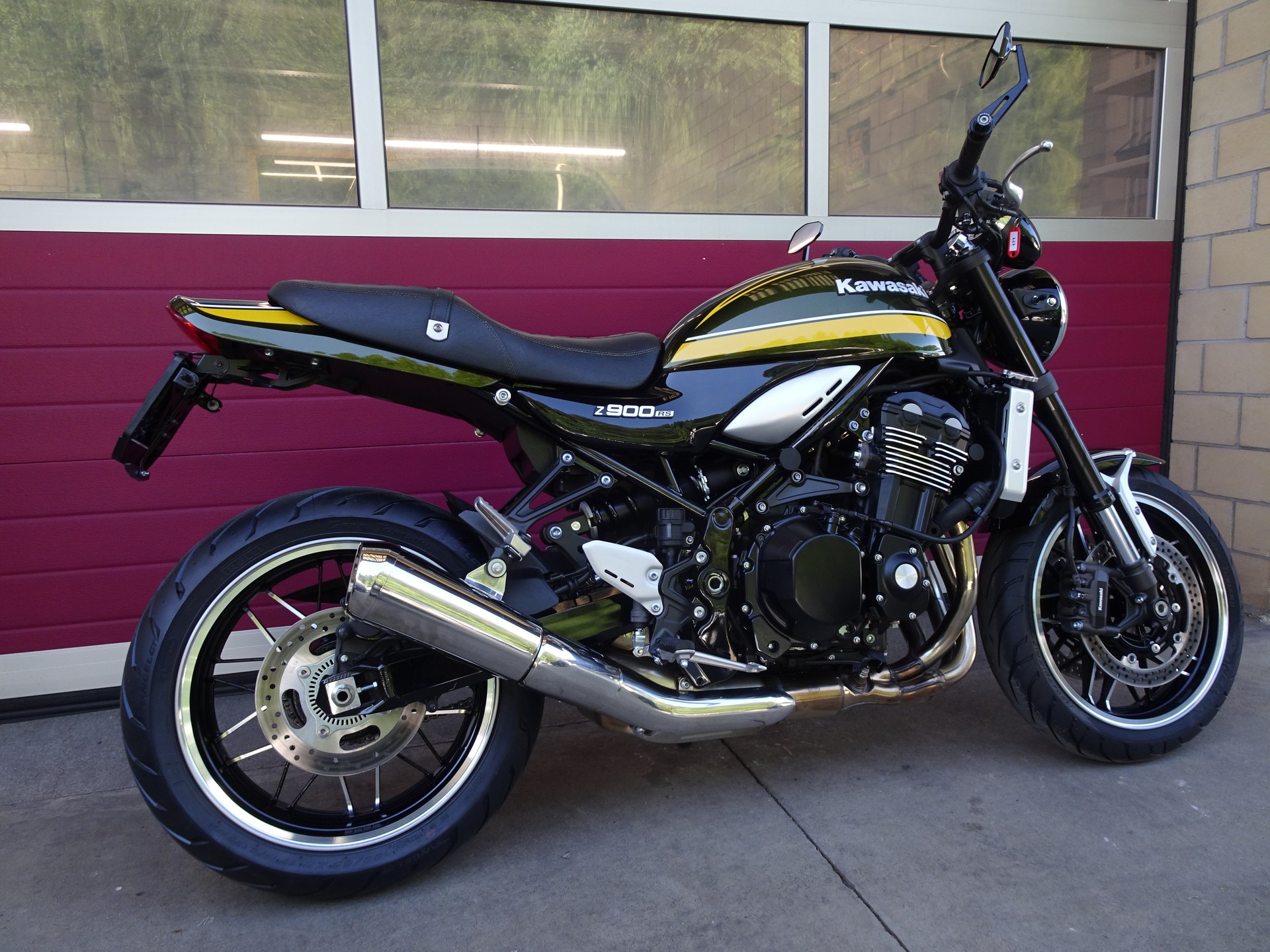 KAWASAKI Z 900 RS-image-8