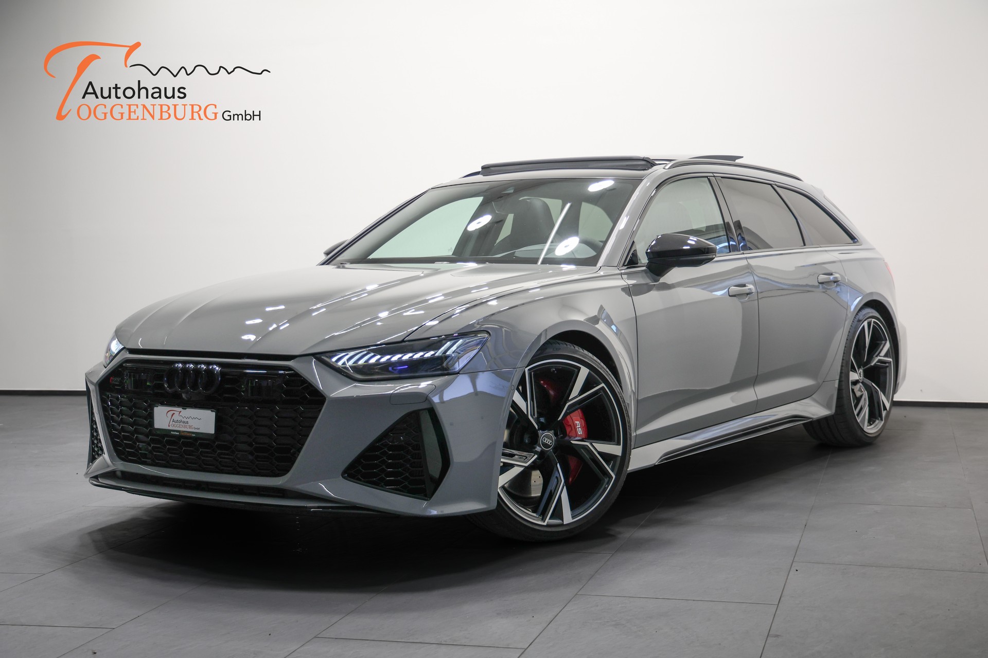 AUDI RS6 Avant 4.0 TFSI V8 quattro *Nardograu*