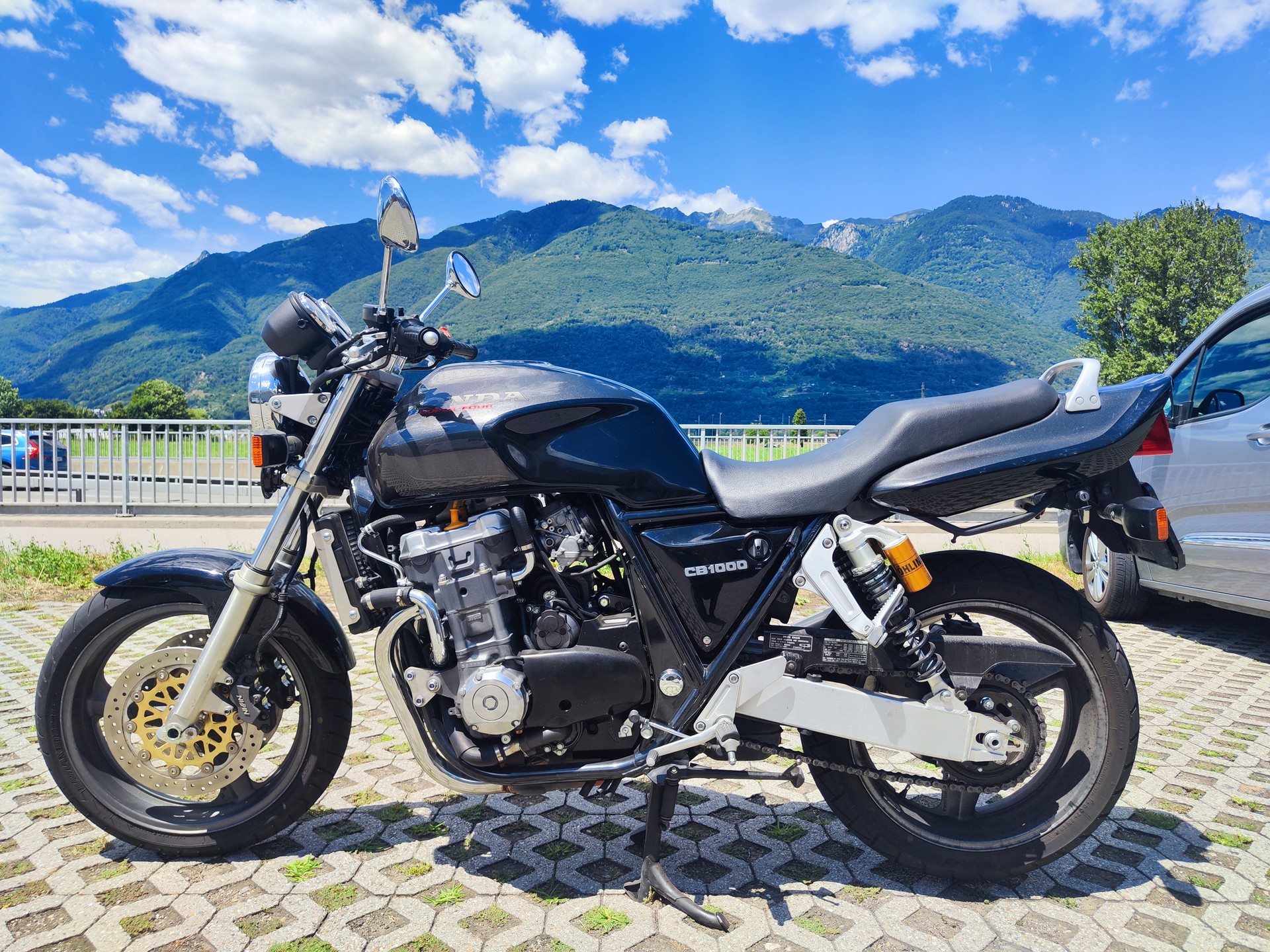 HONDA CB 1000 F Big One-image-1