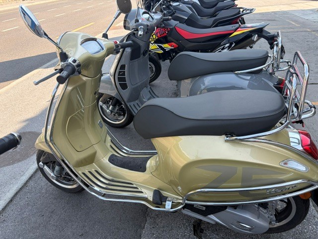 PIAGGIO Vespa 125 Primavera 75th Anniversary ABS-image-2