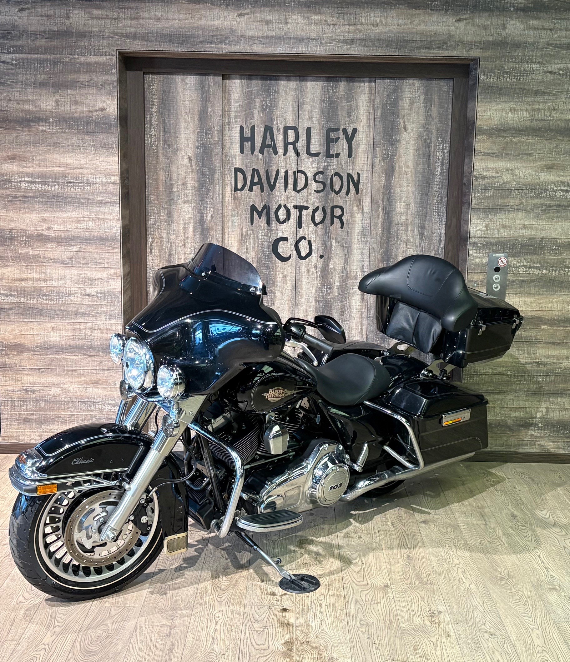 HARLEY-DAVIDSON FLHTC Electra Glide Classic ABS-image-2