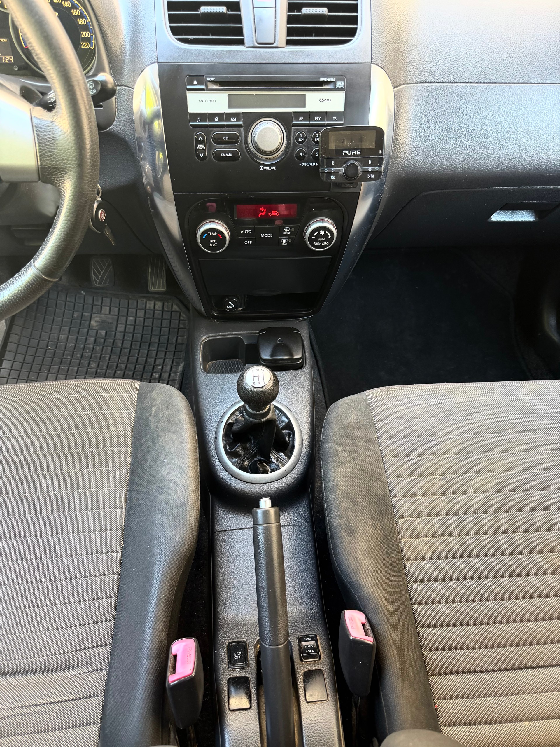FIAT Sedici 1.6 4WD Freestyle-image-13