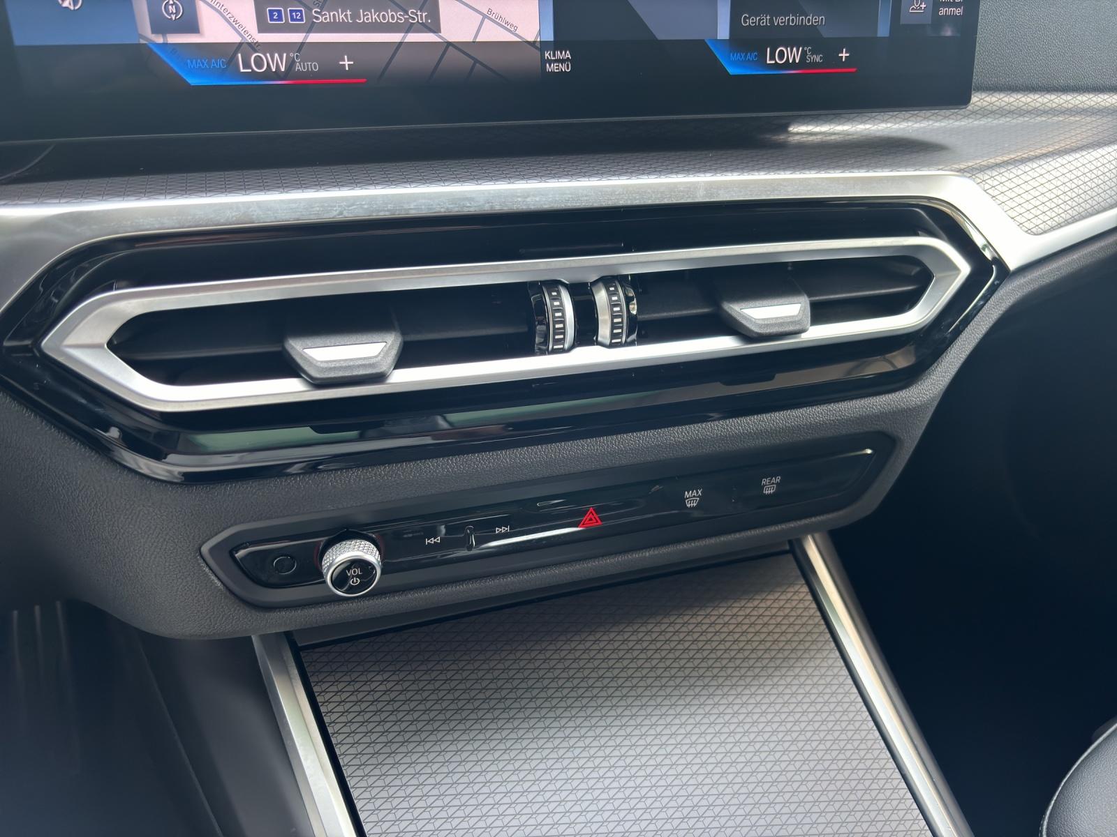 BMW M340d xDrive Touring-image-16