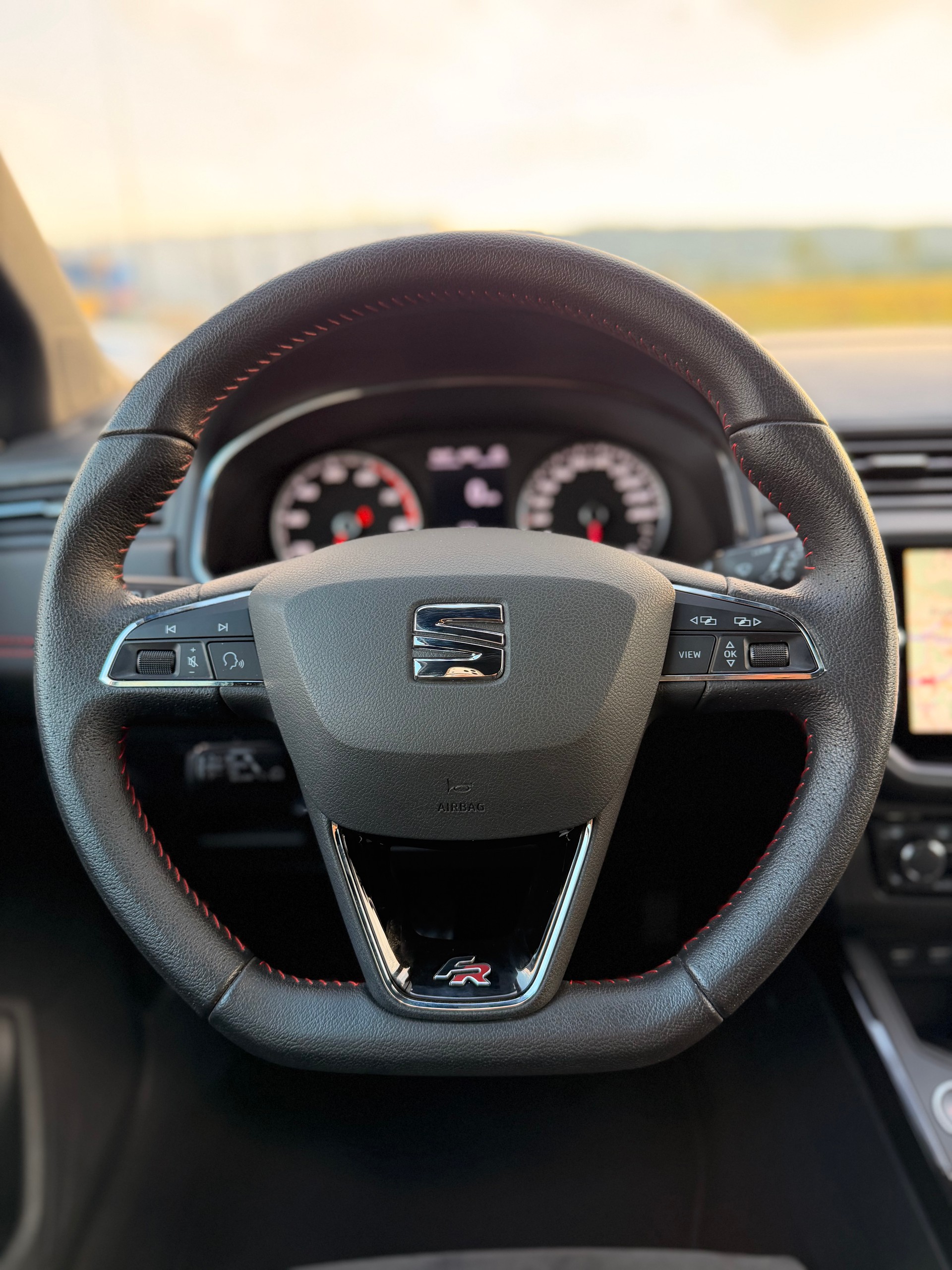 SEAT Arona 1.5 TSI Evo FR-image-21
