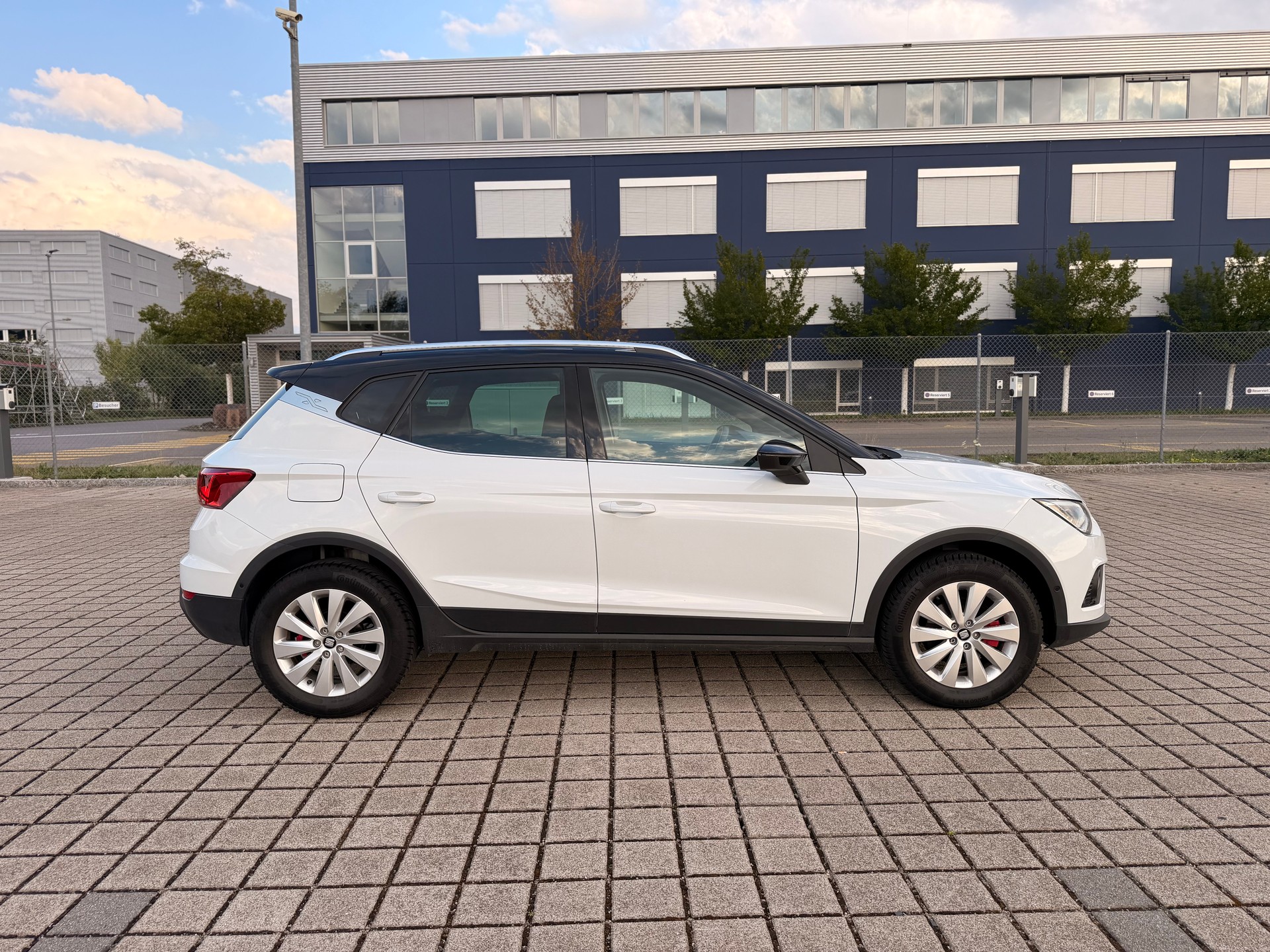 SEAT Arona 1.5 TSI Evo FR-image-7