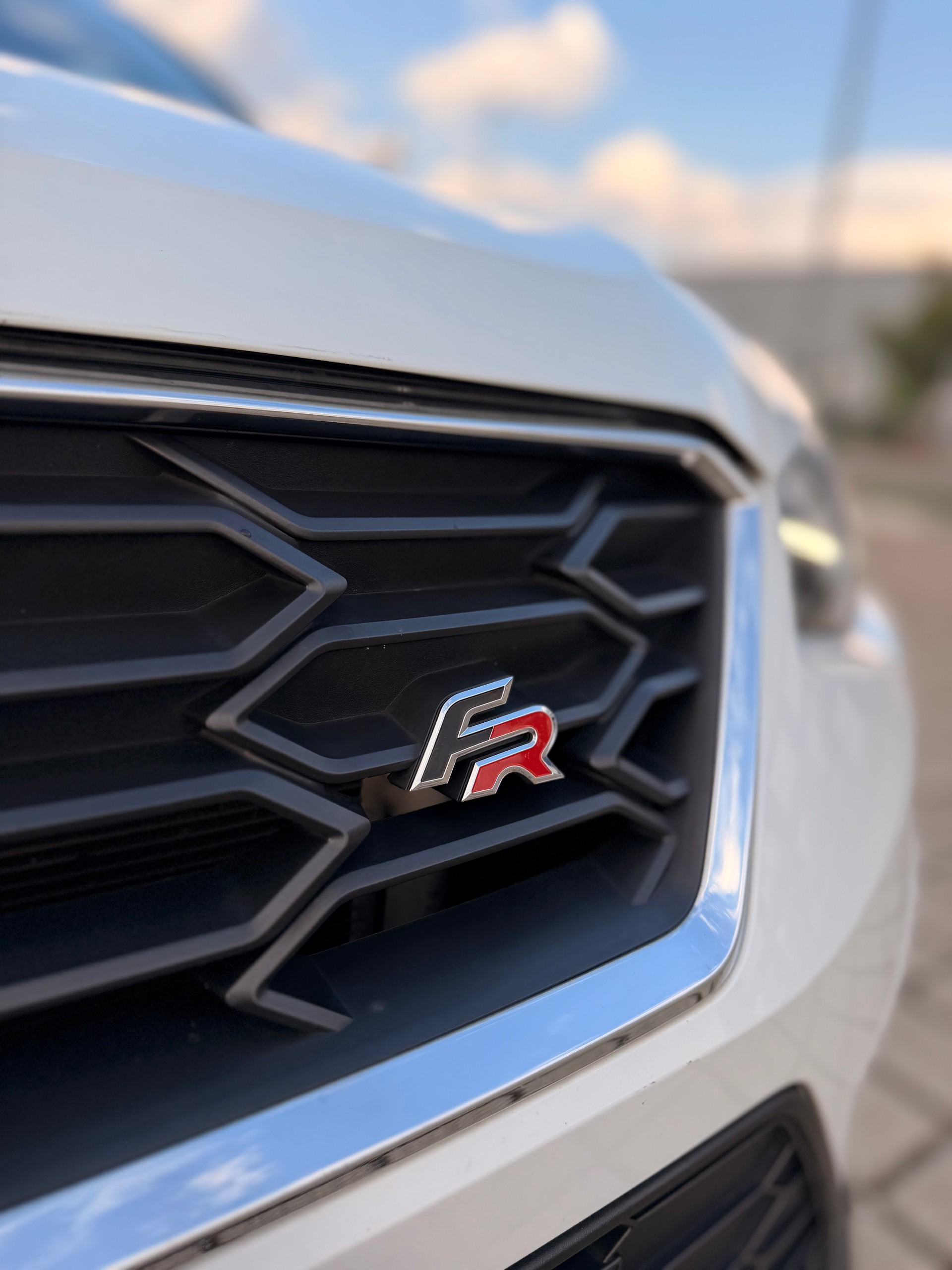 SEAT Arona 1.5 TSI Evo FR-showroom-element-3
