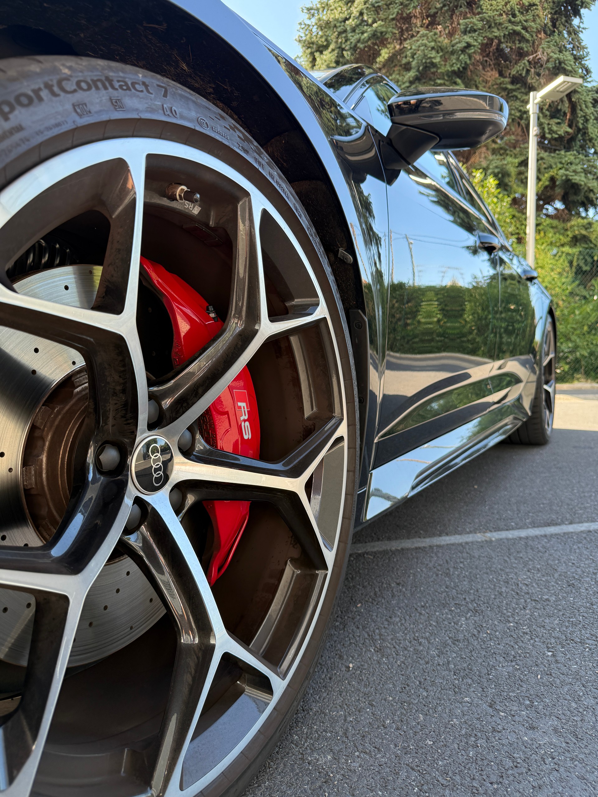 AUDI RS6 Avant 4.0 TFSI V8 Performance quattro-image-1