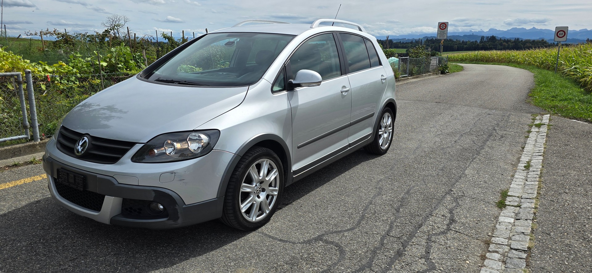 VW Golf Plus Scott 2.0 TDI Sportline-image-2