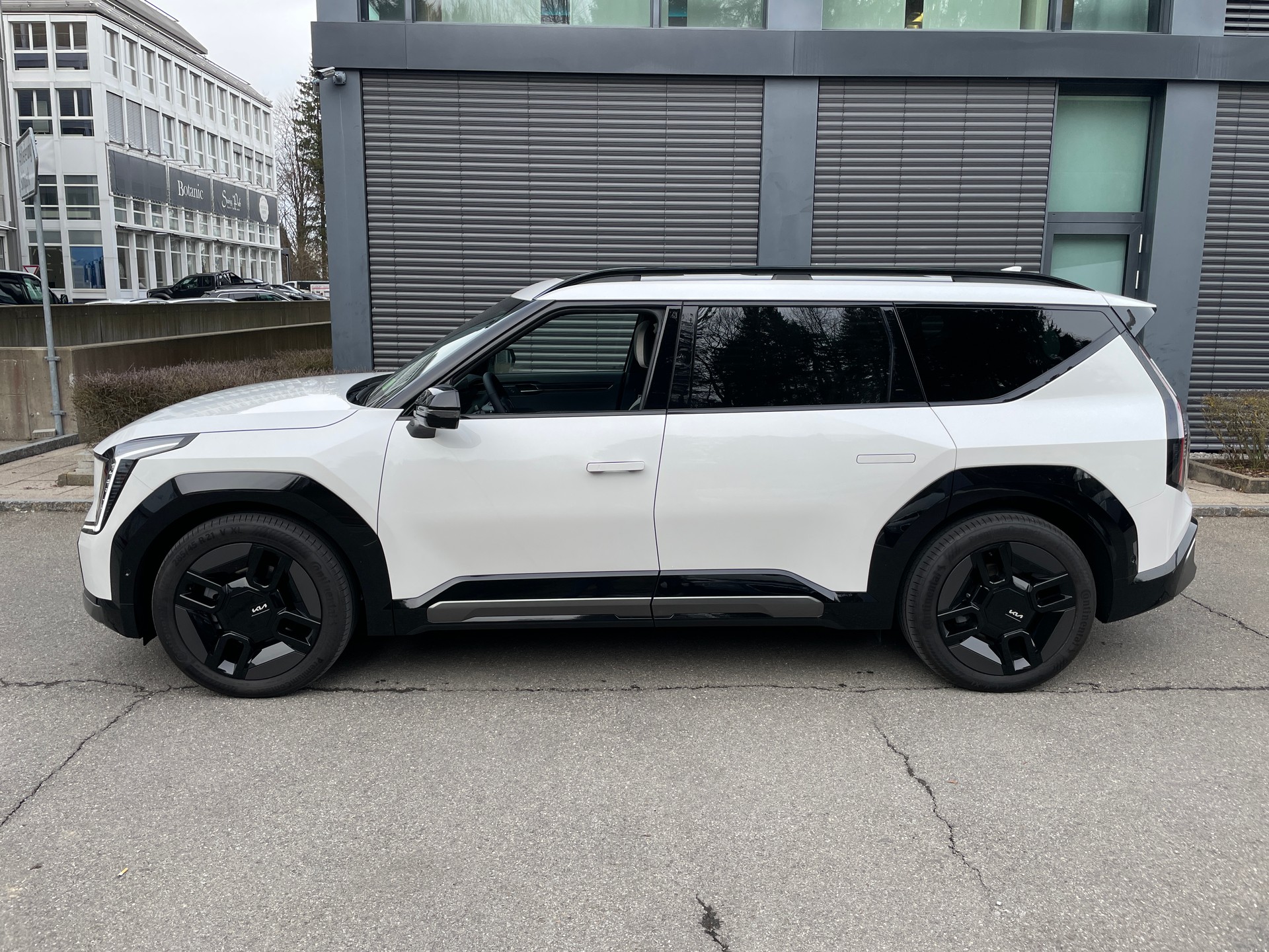 KIA EV9 99,8 kWh GT-Line 4x4 7-Sitzer mit Panoramadach-showroom-element-1