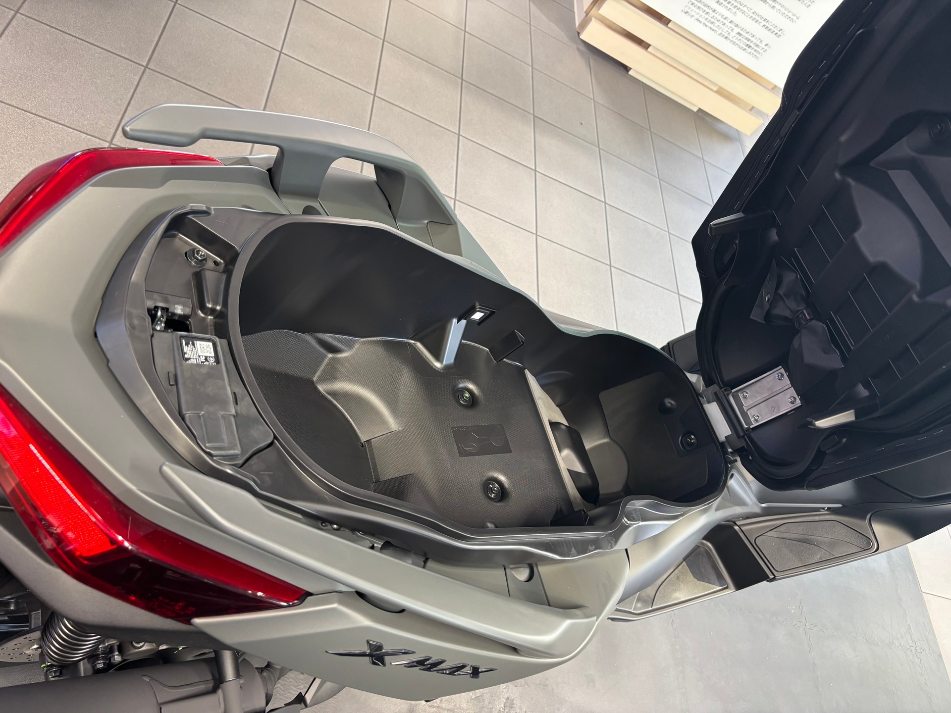 YAMAHA X-Max YP 125-image-8