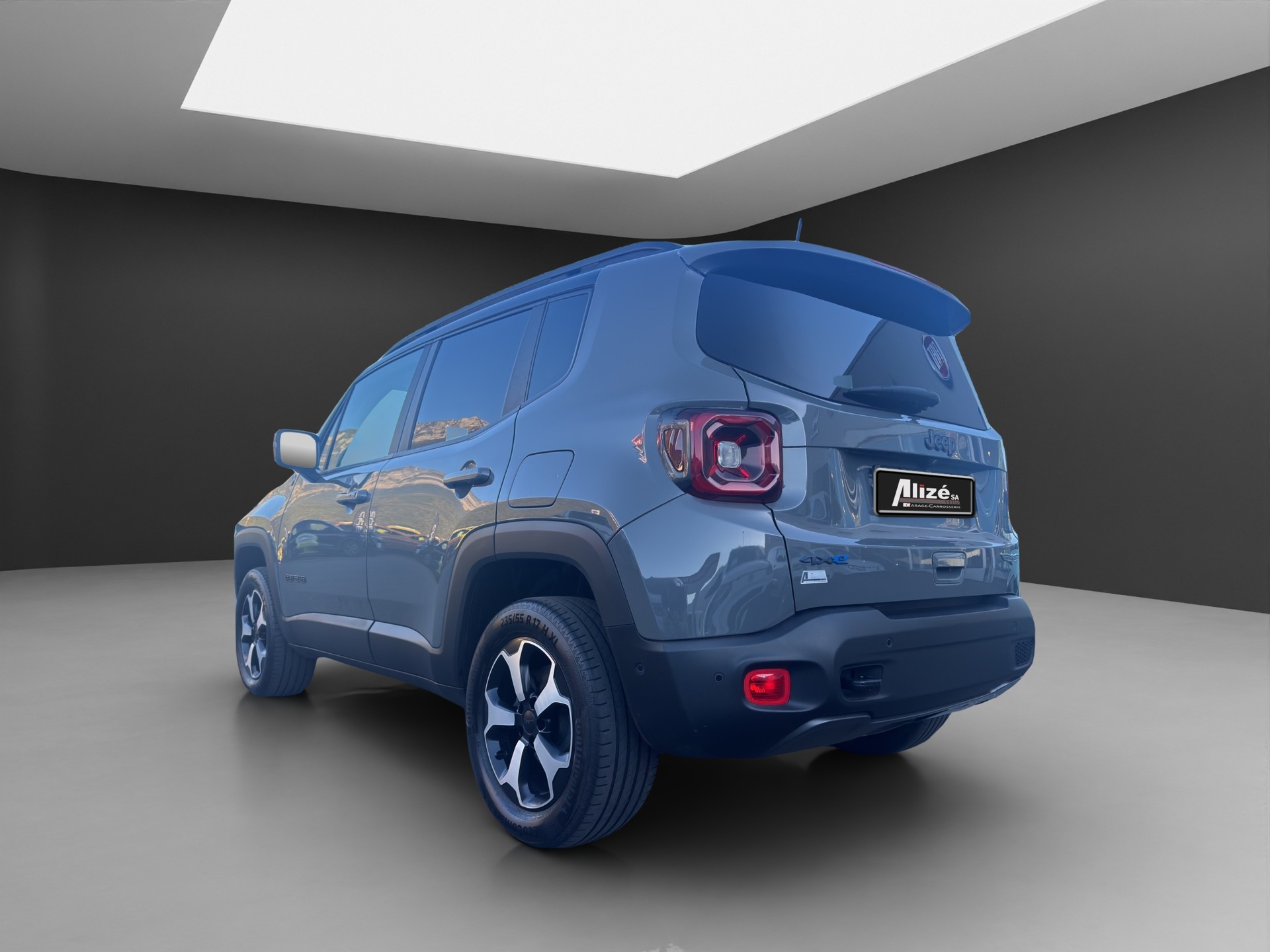 JEEP Renegade 1.3 T PHEV Trailhawk AWD-image-4