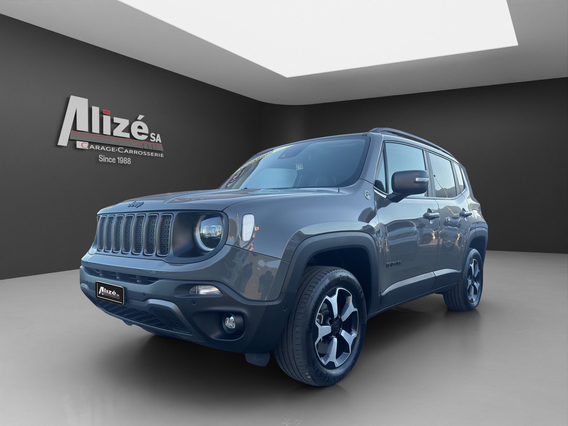 JEEP Renegade 1.3 T PHEV Trailhawk AWD-showroom-element-2
