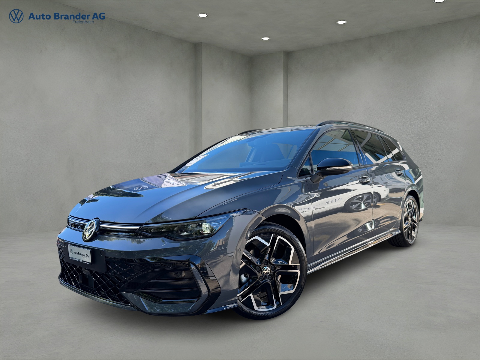 VW Golf Variant 2.0 TSI R-Line DSG 4 Motion